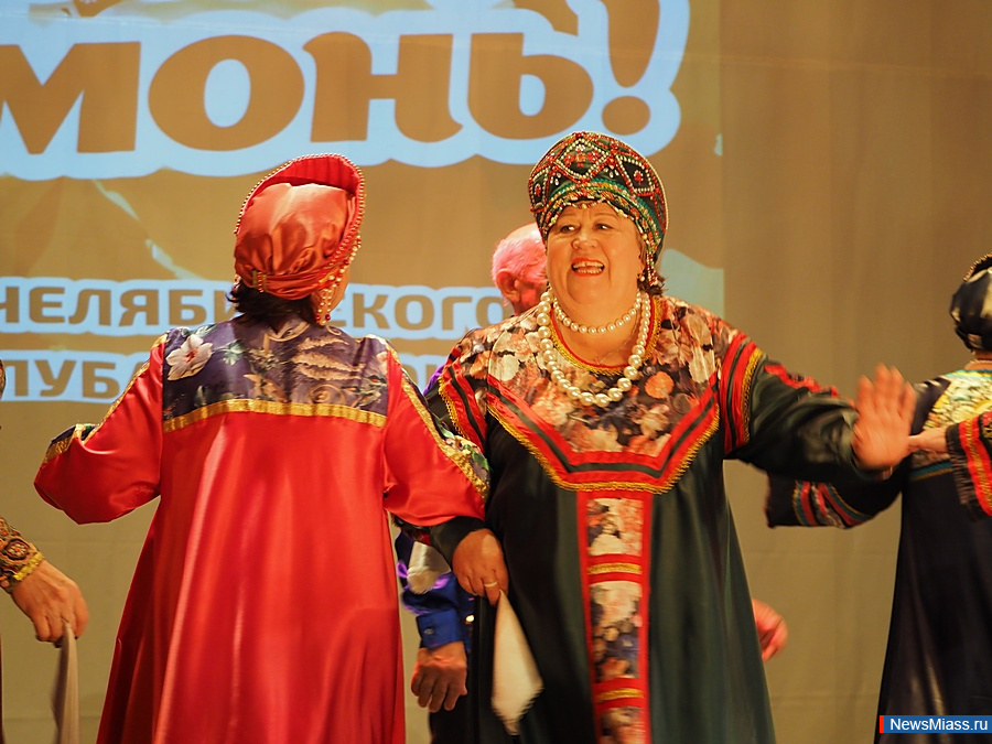 � ������ ��������� ����� �� ���������� ����� �����������. ������������� ������� "�����, �������" ��������� �� ����� ������ ������ "���������"