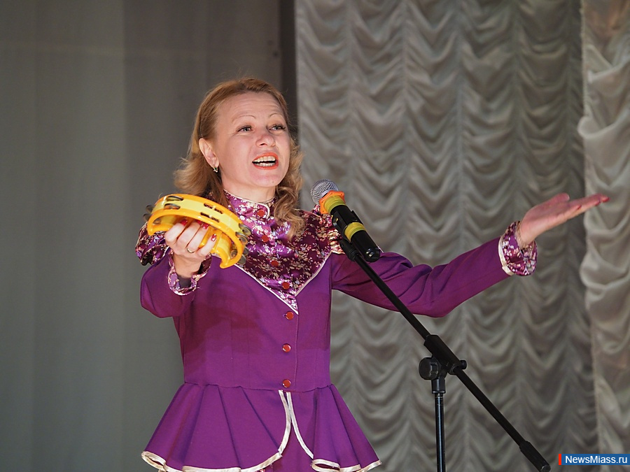 � ������ ��������� ����� �� ���������� ����� �����������. ������������� ������� "�����, �������" ��������� �� ����� ������ ������ "���������"