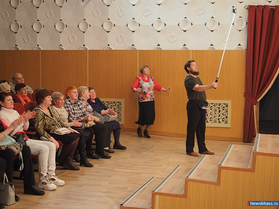 � ������ ��������� ����� �� ���������� ����� �����������. ������������� ������� "�����, �������" ��������� �� ����� ������ ������ "���������"