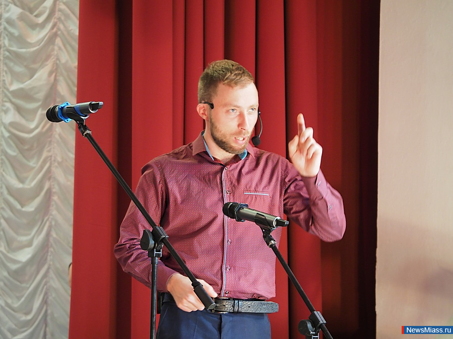 � ������ ��������� ����� �� ���������� ����� �����������. ������������� ������� "�����, �������" ��������� �� ����� ������ ������ "���������"