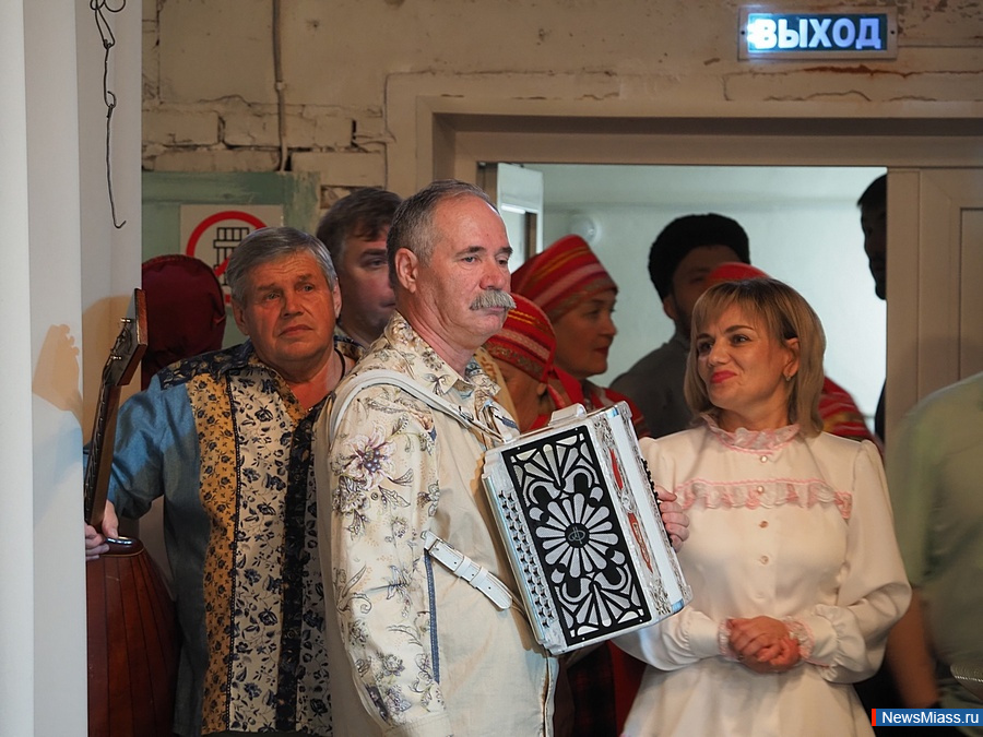 ������� ������� ���������� �������� �������� �������� ����������� � �����. ��������� "��������" ���������� ����-��� ��������� "������� �������� ��������"