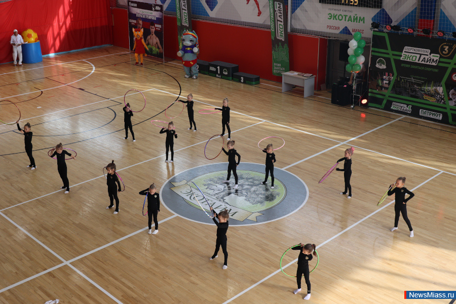  ""   .     ""  ""   ,    