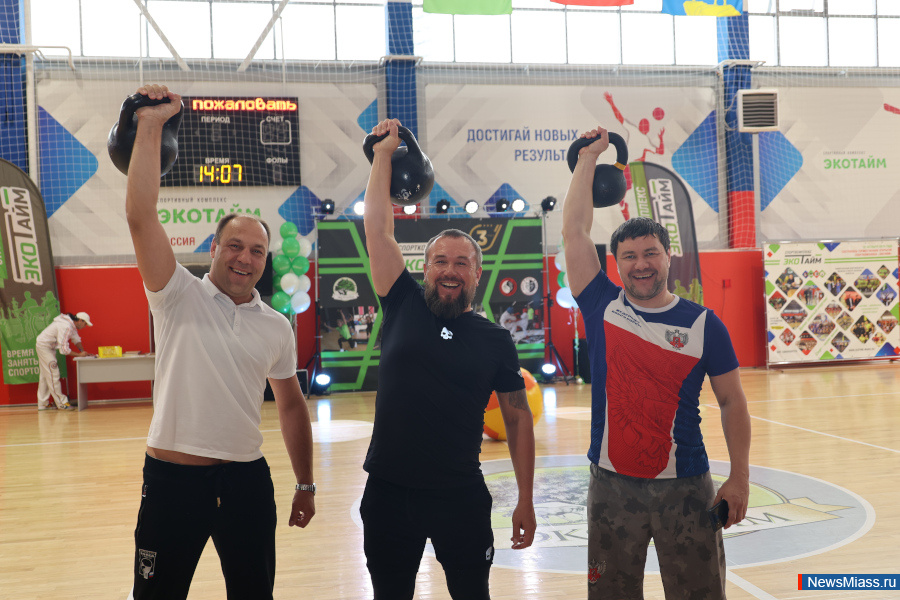  ""   .     ""  ""   ,    