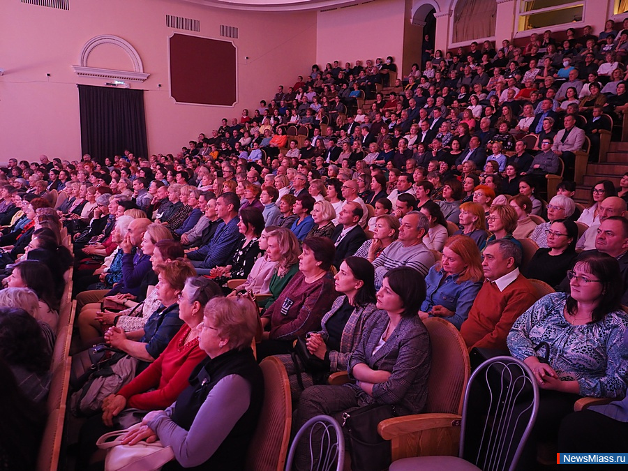 � ������ ��������� ������������� ��������� ������������� ������ ���� �������. �������� ������� �������� � �������� "������� ������" ��������� �� ����� �� ��������������������