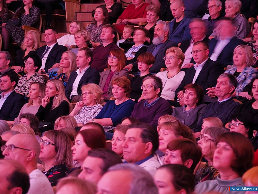 � ������ ��������� ������������� ��������� ������������� ������ ���� �������. �������� ������� �������� � �������� "������� ������" ��������� �� ����� �� ��������������������