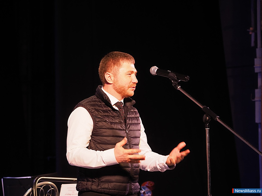 � ������ ��������� ������������� ��������� ������������� ������ ���� �������. �������� ������� �������� � �������� "������� ������" ��������� �� ����� �� ��������������������