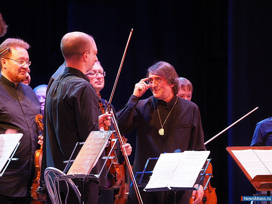 � ������ ��������� ������������� ��������� ������������� ������ ���� �������. �������� ������� �������� � �������� "������� ������" ��������� �� ����� �� ��������������������