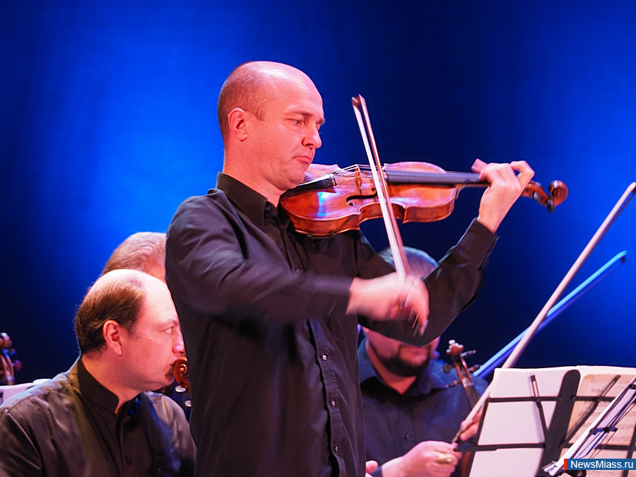 � ������ ��������� ������������� ��������� ������������� ������ ���� �������. �������� ������� �������� � �������� "������� ������" ��������� �� ����� �� ��������������������