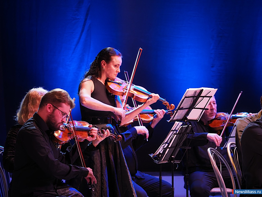 � ������ ��������� ������������� ��������� ������������� ������ ���� �������. �������� ������� �������� � �������� "������� ������" ��������� �� ����� �� ��������������������