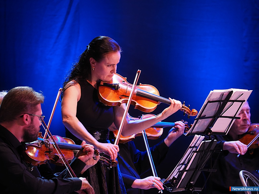 � ������ ��������� ������������� ��������� ������������� ������ ���� �������. �������� ������� �������� � �������� "������� ������" ��������� �� ����� �� ��������������������