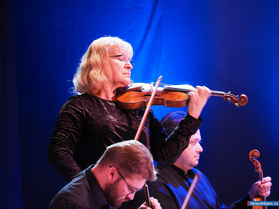 � ������ ��������� ������������� ��������� ������������� ������ ���� �������. �������� ������� �������� � �������� "������� ������" ��������� �� ����� �� ��������������������