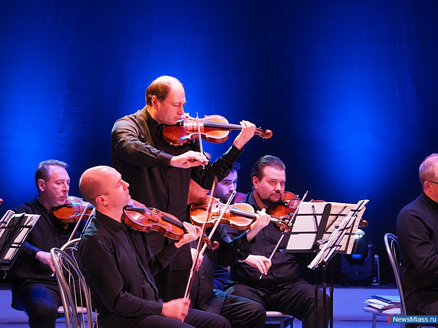 � ������ ��������� ������������� ��������� ������������� ������ ���� �������. �������� ������� �������� � �������� "������� ������" ��������� �� ����� �� ��������������������