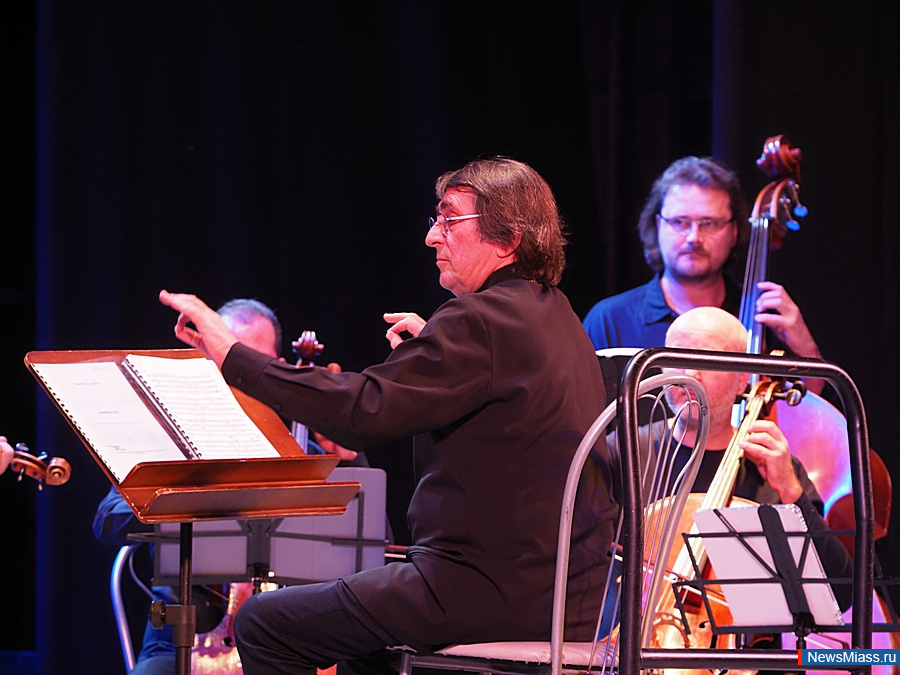 � ������ ��������� ������������� ��������� ������������� ������ ���� �������. �������� ������� �������� � �������� "������� ������" ��������� �� ����� �� ��������������������