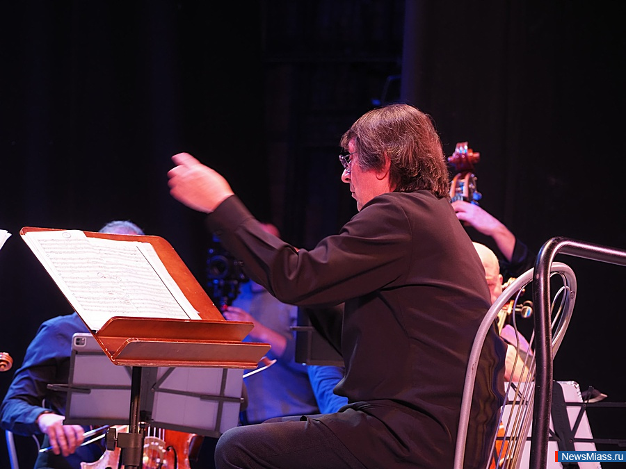 � ������ ��������� ������������� ��������� ������������� ������ ���� �������. �������� ������� �������� � �������� "������� ������" ��������� �� ����� �� ��������������������