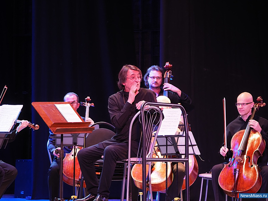 � ������ ��������� ������������� ��������� ������������� ������ ���� �������. �������� ������� �������� � �������� "������� ������" ��������� �� ����� �� ��������������������