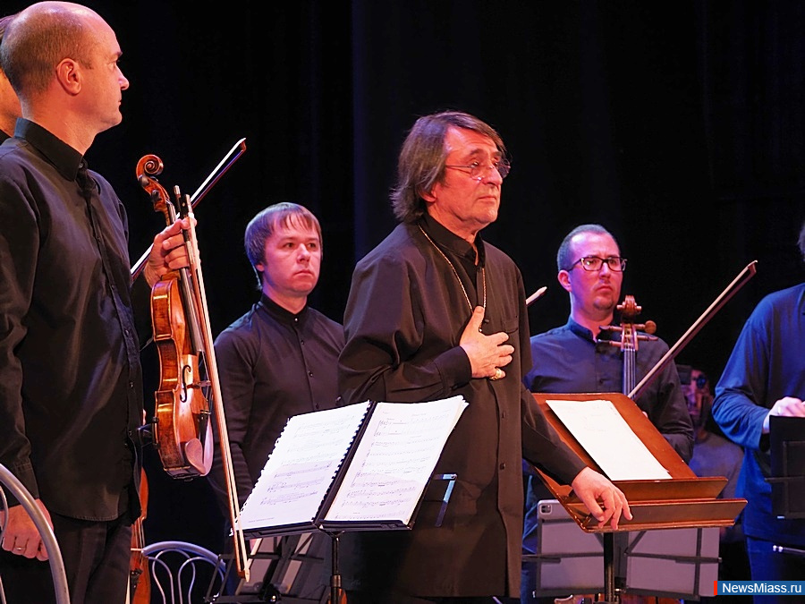 � ������ ��������� ������������� ��������� ������������� ������ ���� �������. �������� ������� �������� � �������� "������� ������" ��������� �� ����� �� ��������������������