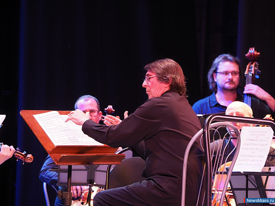 � ������ ��������� ������������� ��������� ������������� ������ ���� �������. �������� ������� �������� � �������� "������� ������" ��������� �� ����� �� ��������������������