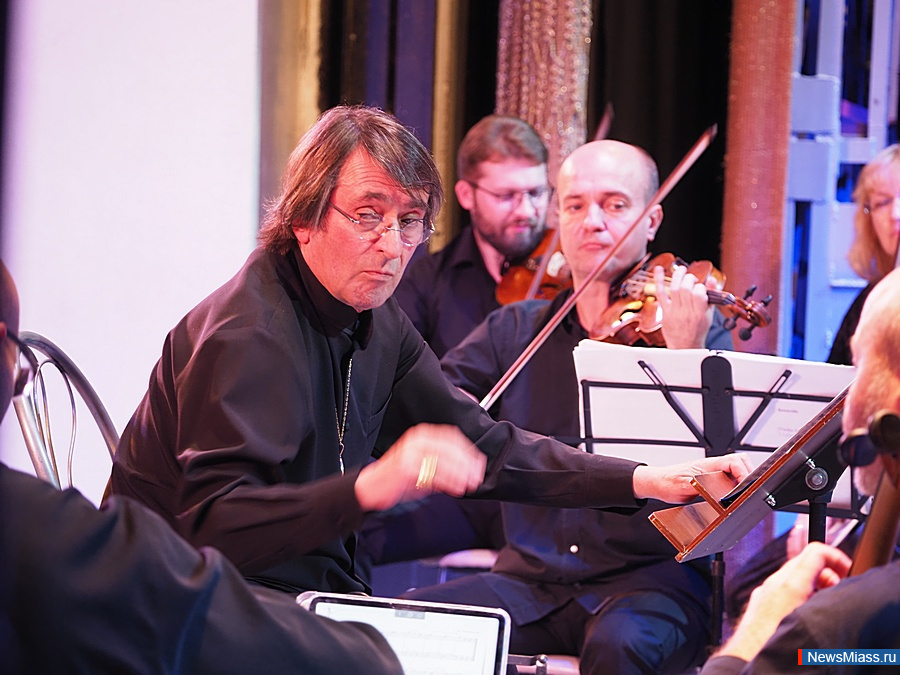 � ������ ��������� ������������� ��������� ������������� ������ ���� �������. �������� ������� �������� � �������� "������� ������" ��������� �� ����� �� ��������������������