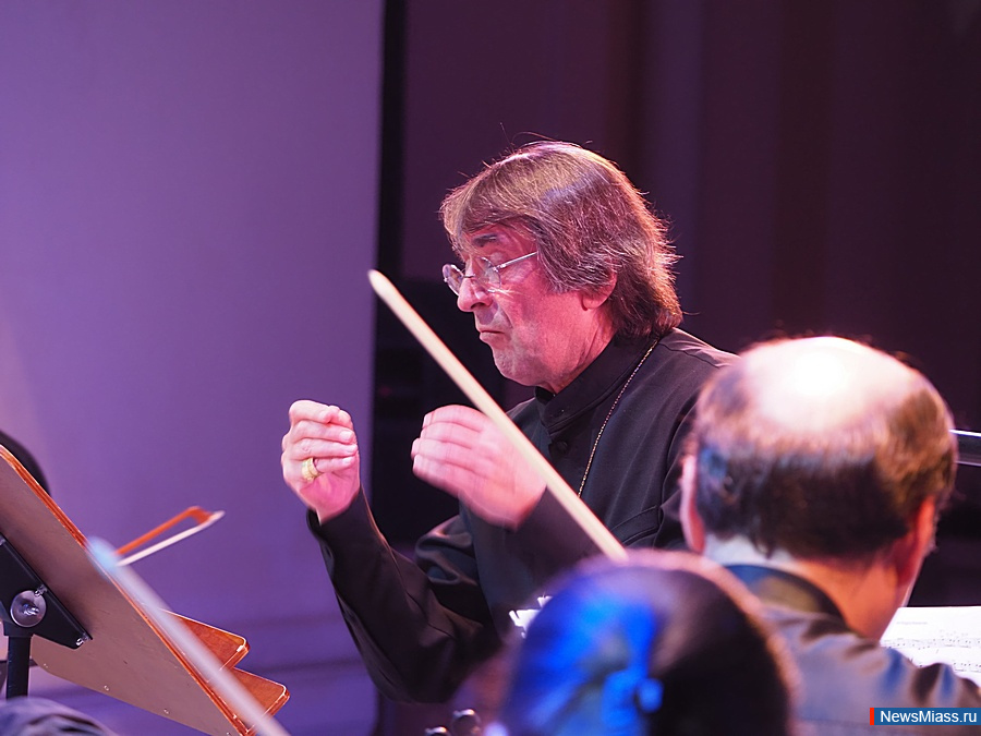 � ������ ��������� ������������� ��������� ������������� ������ ���� �������. �������� ������� �������� � �������� "������� ������" ��������� �� ����� �� ��������������������