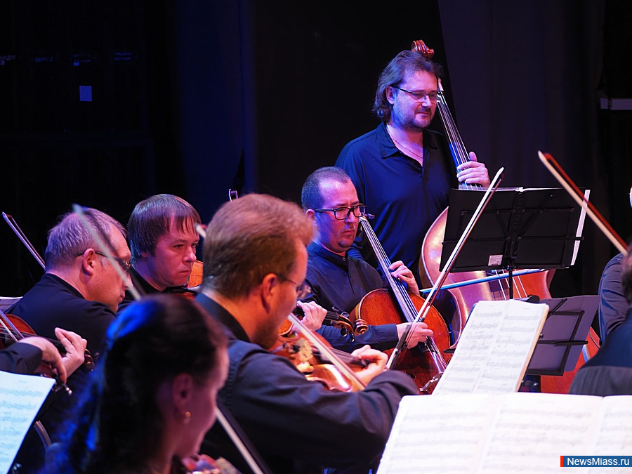 � ������ ��������� ������������� ��������� ������������� ������ ���� �������. �������� ������� �������� � �������� "������� ������" ��������� �� ����� �� ��������������������