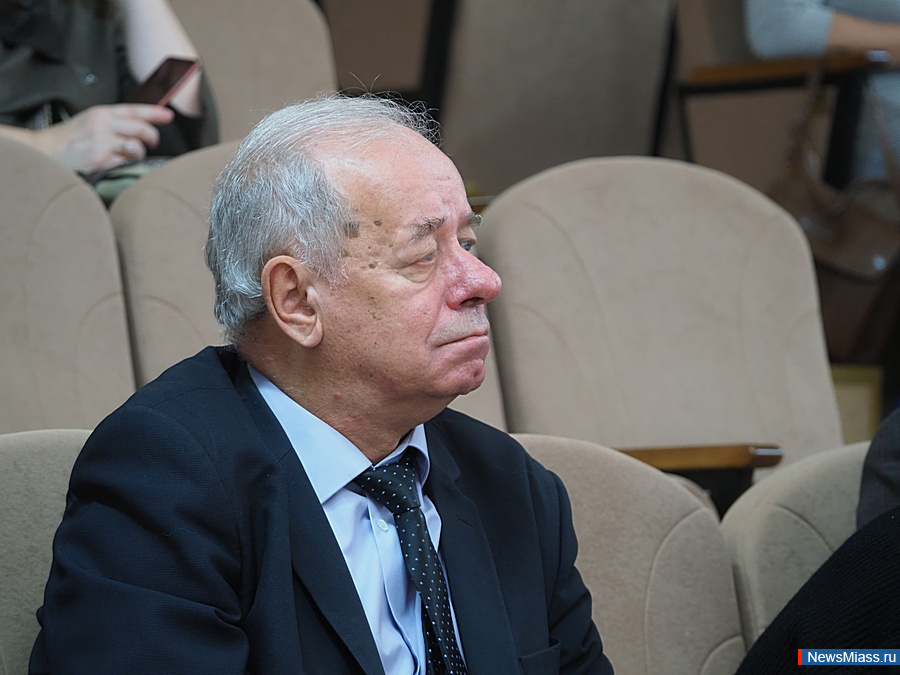 � ������ ������� �������� ������. � ������ ������ ��������� ���������-������� "������� ���"