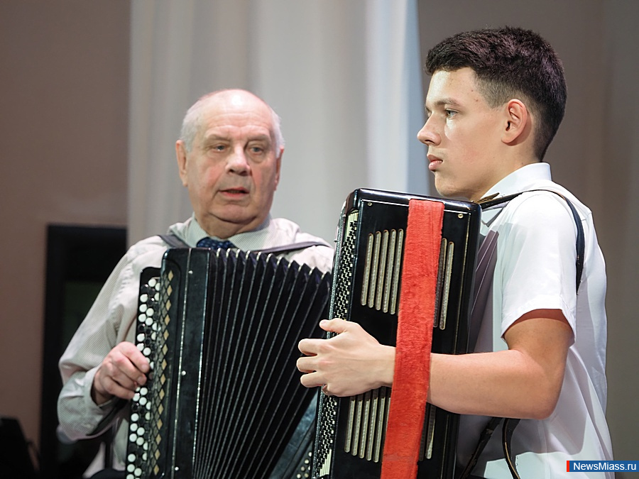 � ������ ������� �������� ������. � ������ ������ ��������� ���������-������� "������� ���"