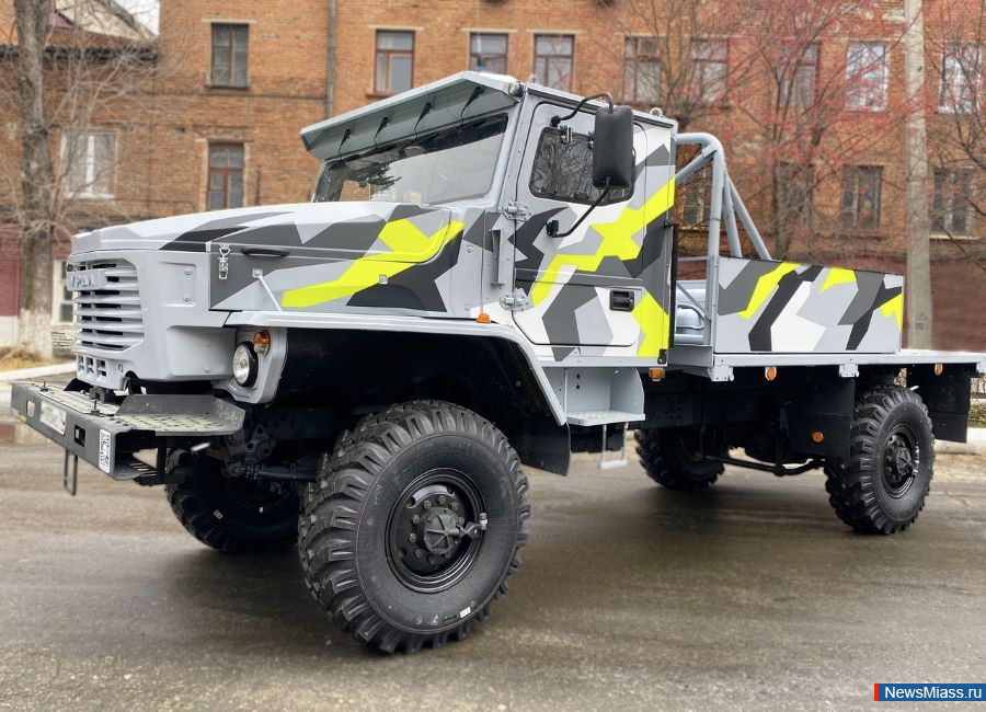 ""  20    -  .     "URAL"s legend"       