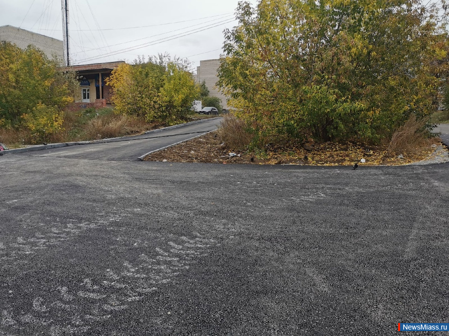 "      -    ".     9        2022 