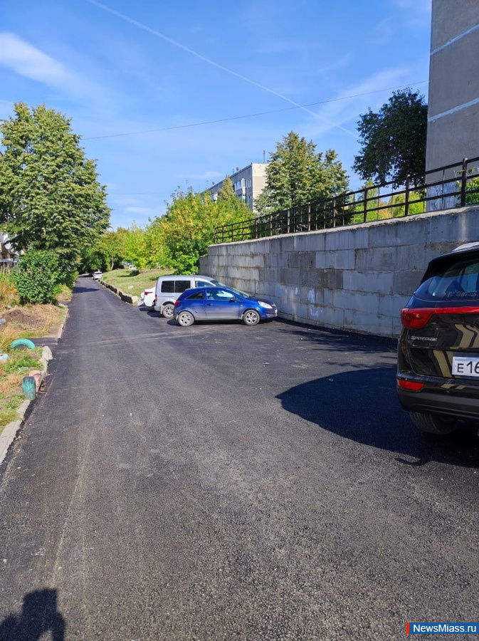 "      -    ".     9        2022 