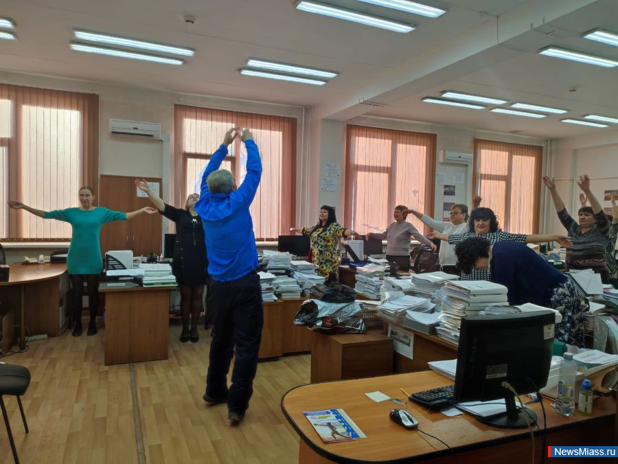 " " -    .             ,   12  18     