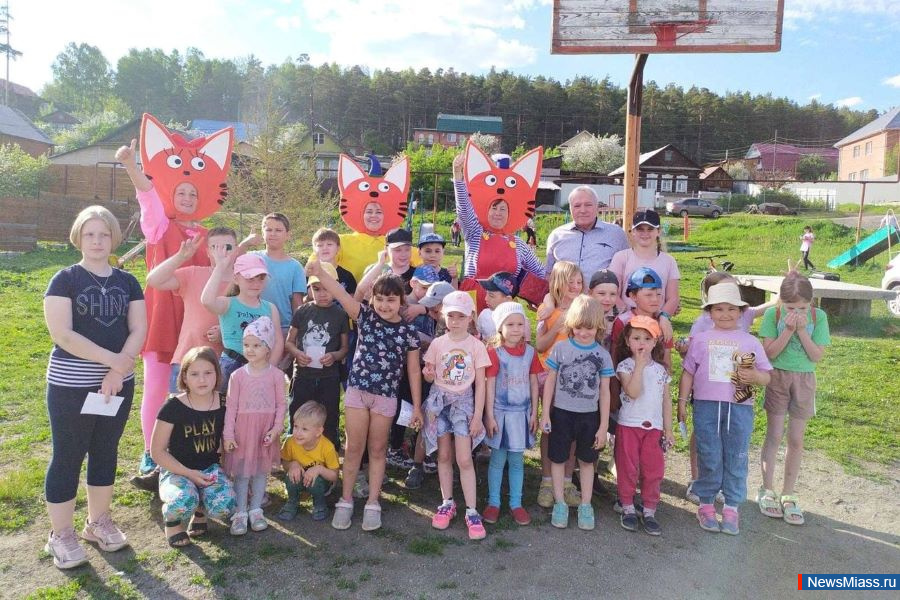        .      19  2022        -    