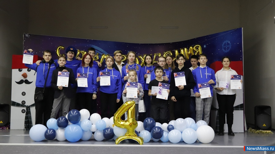         " ".      ""        "IT-"