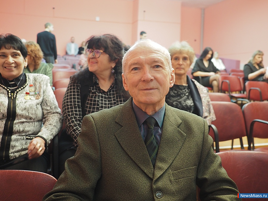 �������� ������������������ ������� ������� ������. ���� ����� ���� ����� ������� � ����������� ���������� �������� ���������