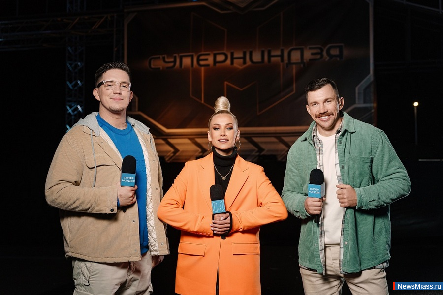        .   "   2014"      ""