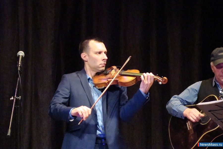       " -2023".        " "