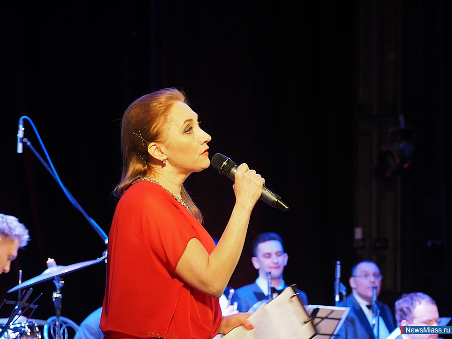 � ������ �������� ��������� ������� ����� ������ � ���������. � ������ ������ ��������� ������������ ����� � ������ ��������