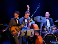 � ������ �������� ��������� ������� ����� ������ � ���������