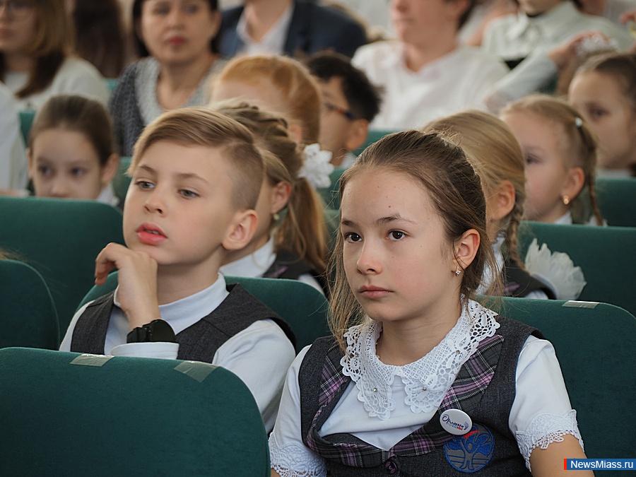 ����� � 6 ������ ������������� � "�������� ������". � ����������� ���� � ����� �������� �������� ����������, ������ ���������������� ���� � ���������-��������������� ��������