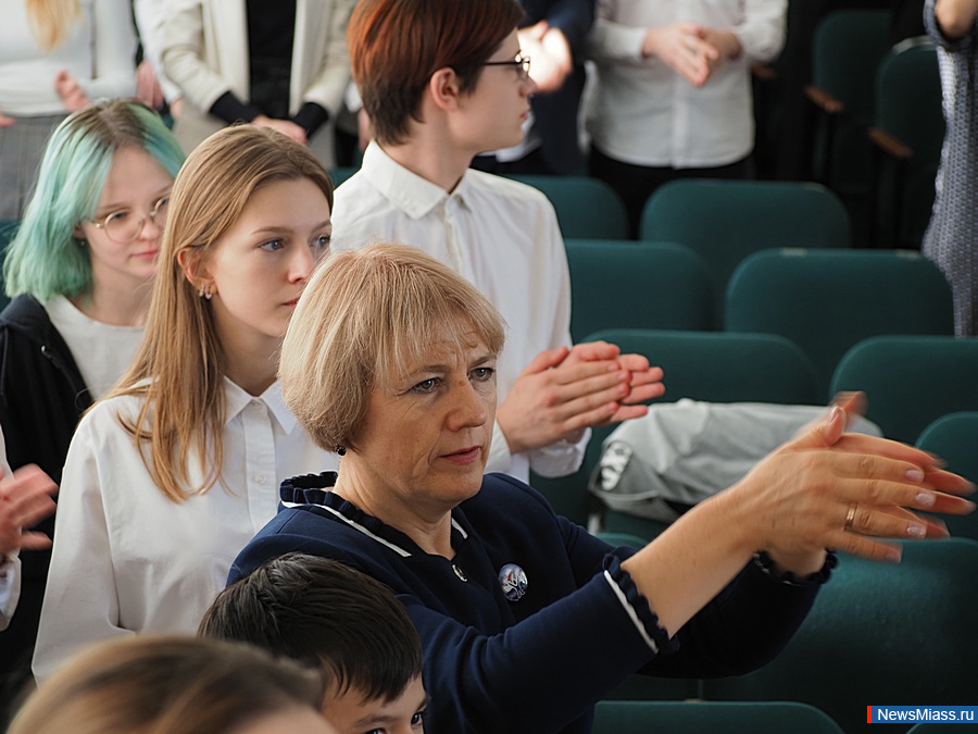 ����� � 6 ������ ������������� � "�������� ������". � ����������� ���� � ����� �������� �������� ����������, ������ ���������������� ���� � ���������-��������������� ��������