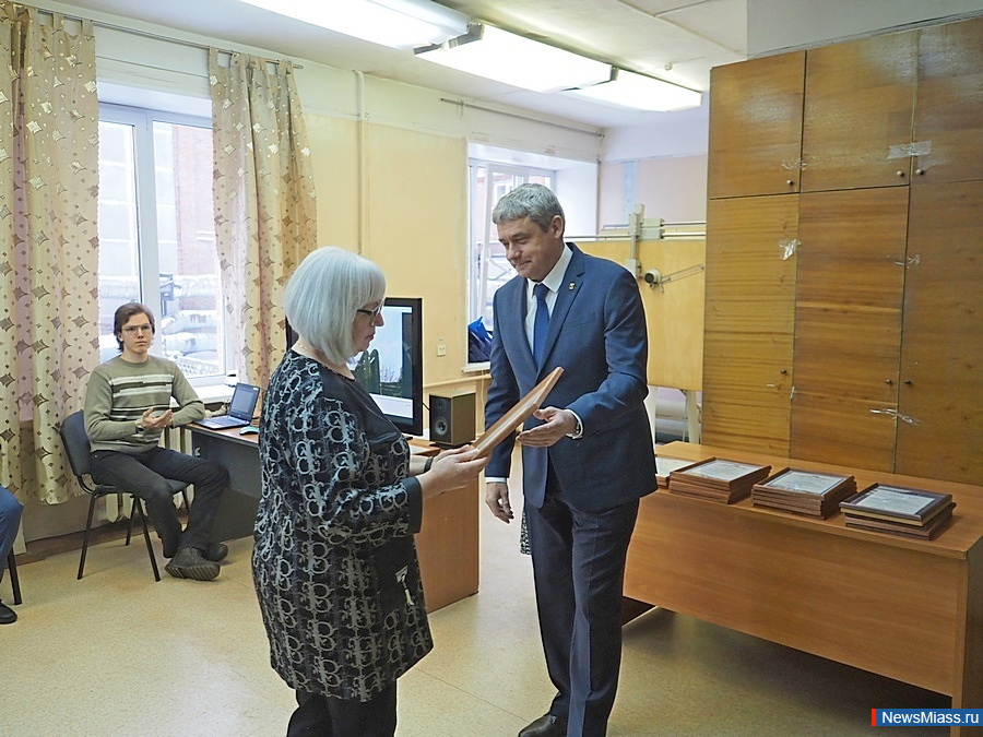    60- .   -    ,     .      60  ?