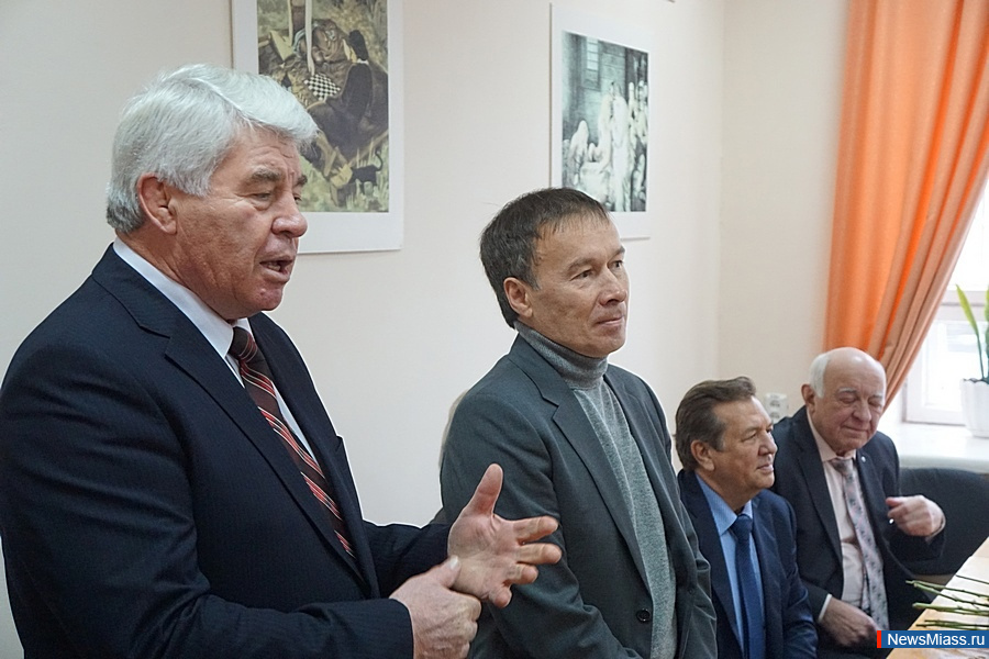        .           ,      ,     