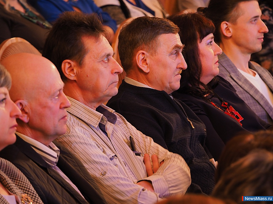      30-.   ,     "- − 23  1993 .    ,   