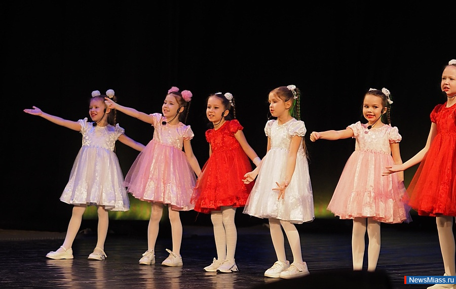      30-.   ,     "- − 23  1993 .    ,   