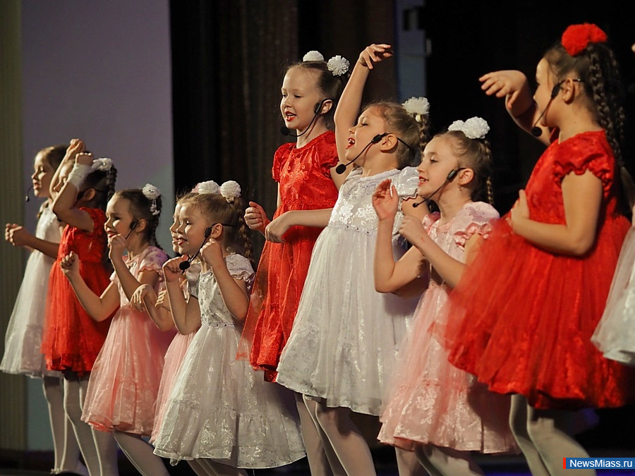      30-.   ,     "- − 23  1993 .    ,   