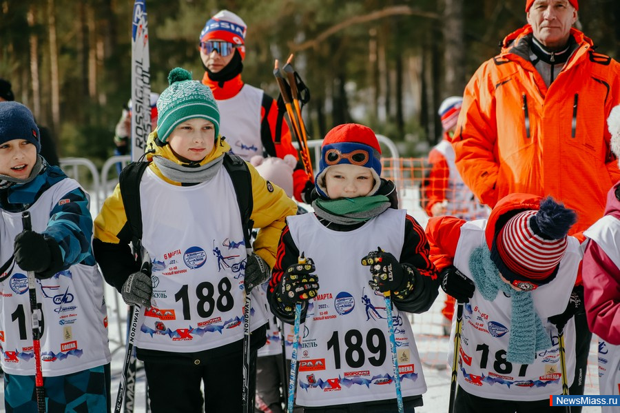      " !"   +.    +         -       