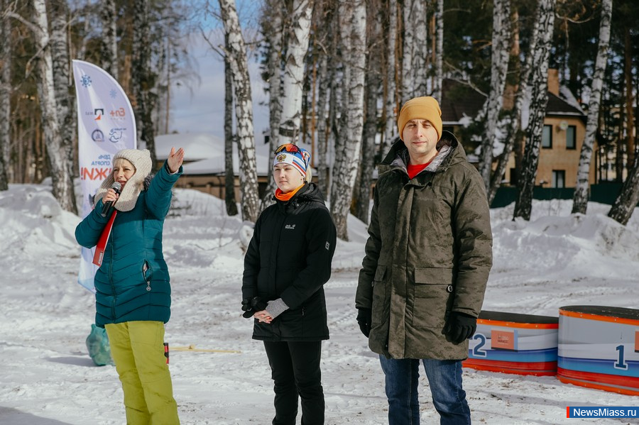      " !"   +.    +         -       