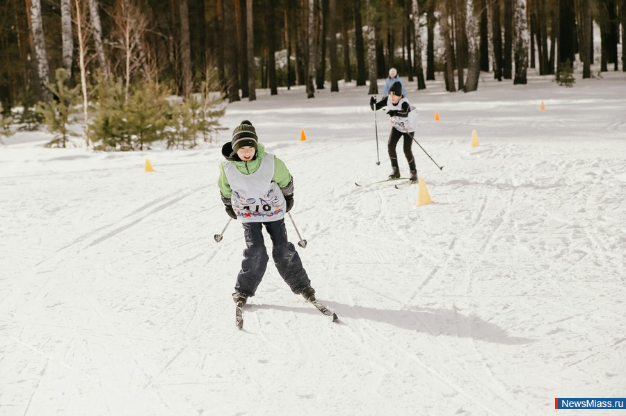      " !"   +.    +         -       