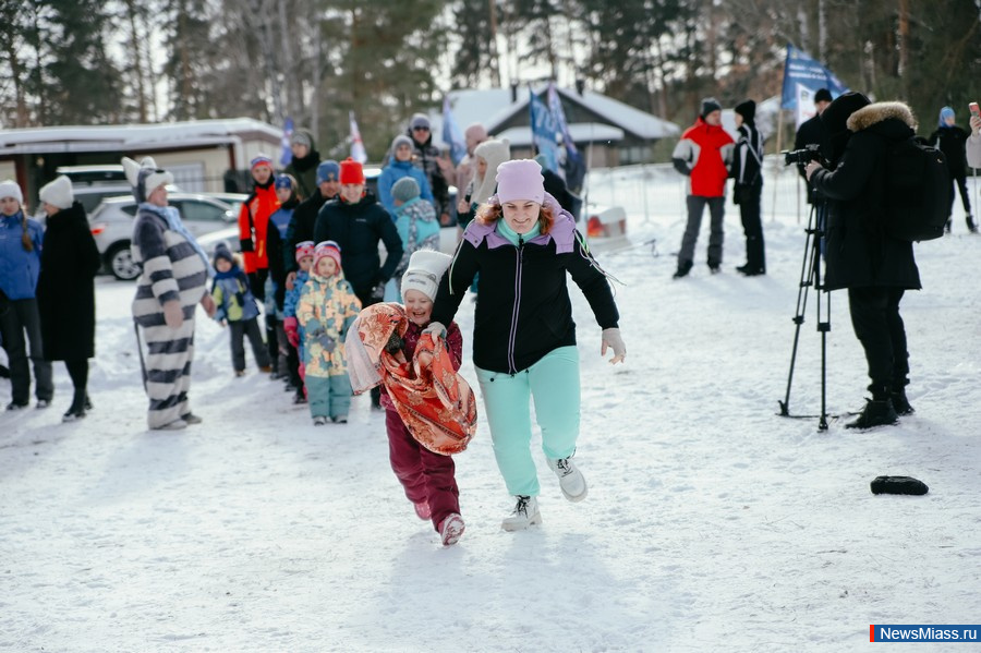      " !"   +.    +         -       