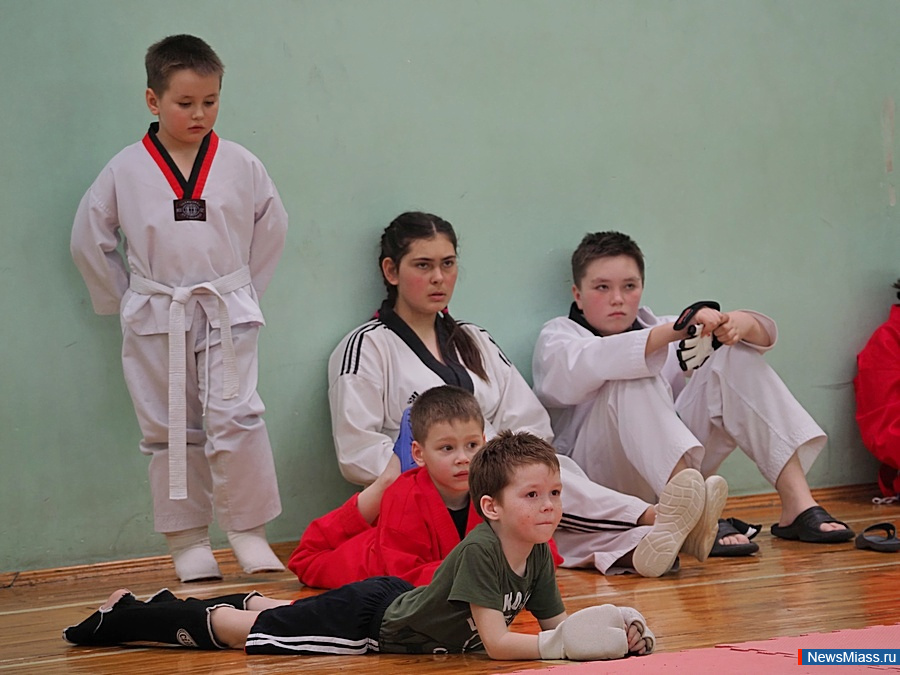 ������ �������������� ���� �� ������� ������ � ������. � ������������� ������� ������� ����� ����� ����������� �� �����, ��������� � ������