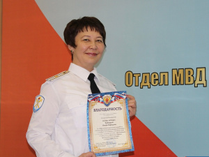 � ������ ���������� ������������ ����� �������